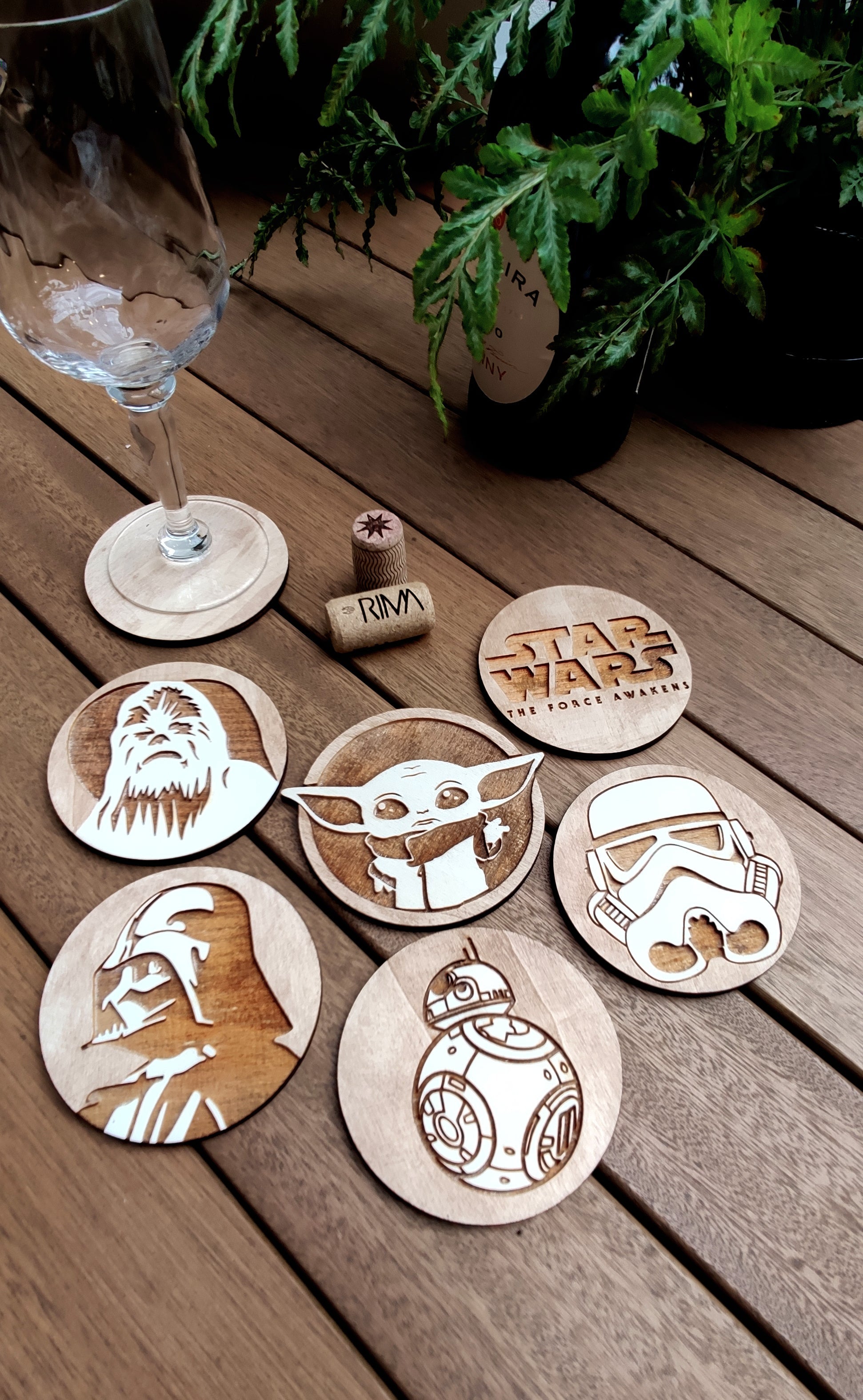 Set of 6 Star Wars Wooden Coasters - Handmade Gift - Housewarming - Wood Kitchenware - Baby Yoda-2